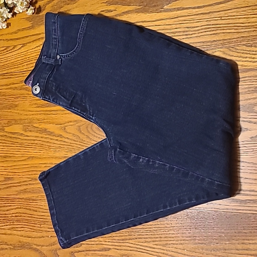 Gloria Vanderbilt Amanda Jeans  - Ladies 8